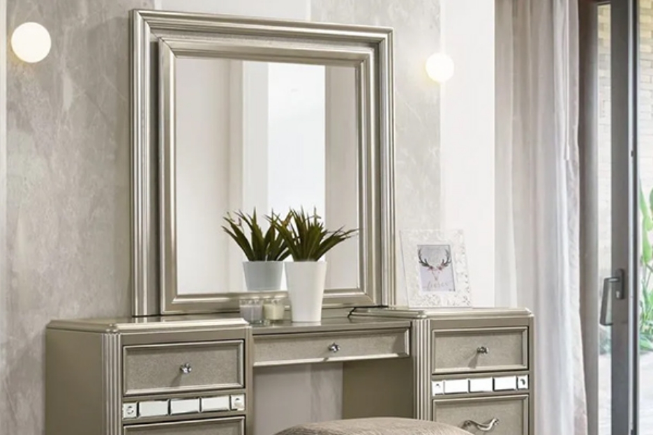 Essential Tips For Choosing The Perfect Vanity Table | Furniture Store in North Charleston, SC